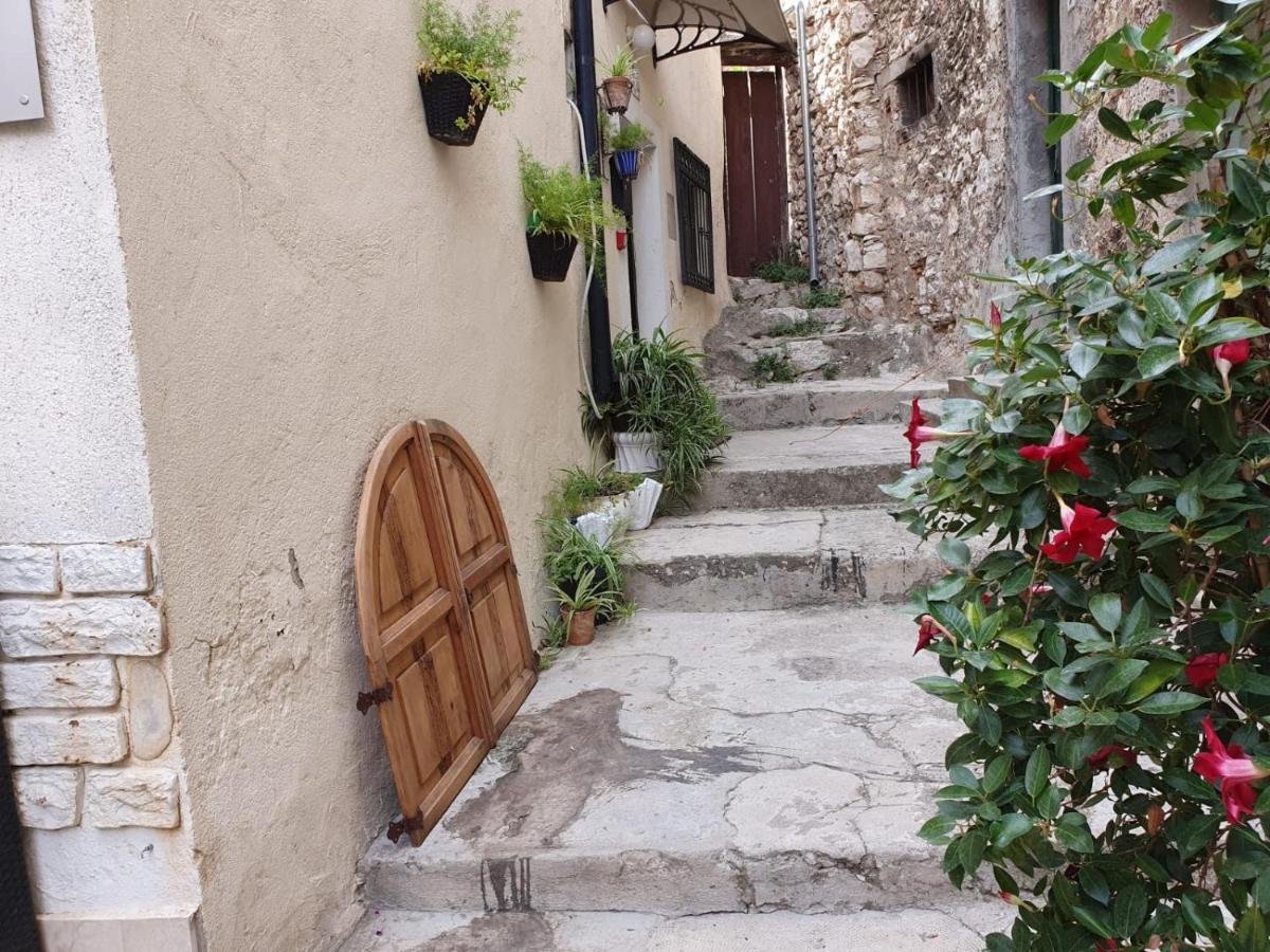 Room With Shared Bathroom House Gorica Sibenik Ngoại thất bức ảnh