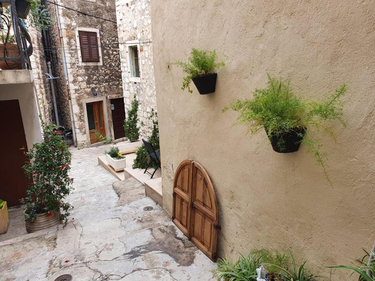Room With Shared Bathroom House Gorica Sibenik Ngoại thất bức ảnh